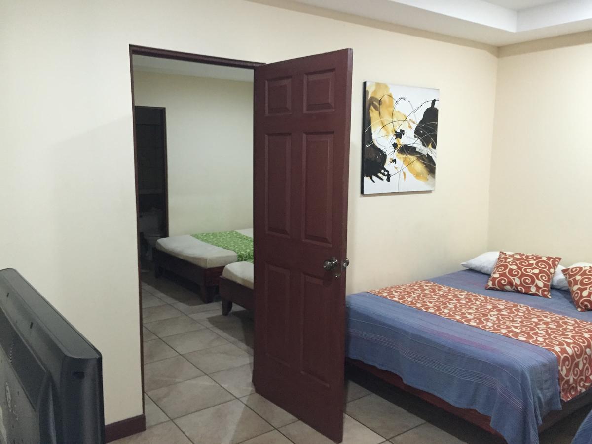 Monte Campana Jaco Hotel Habitación foto